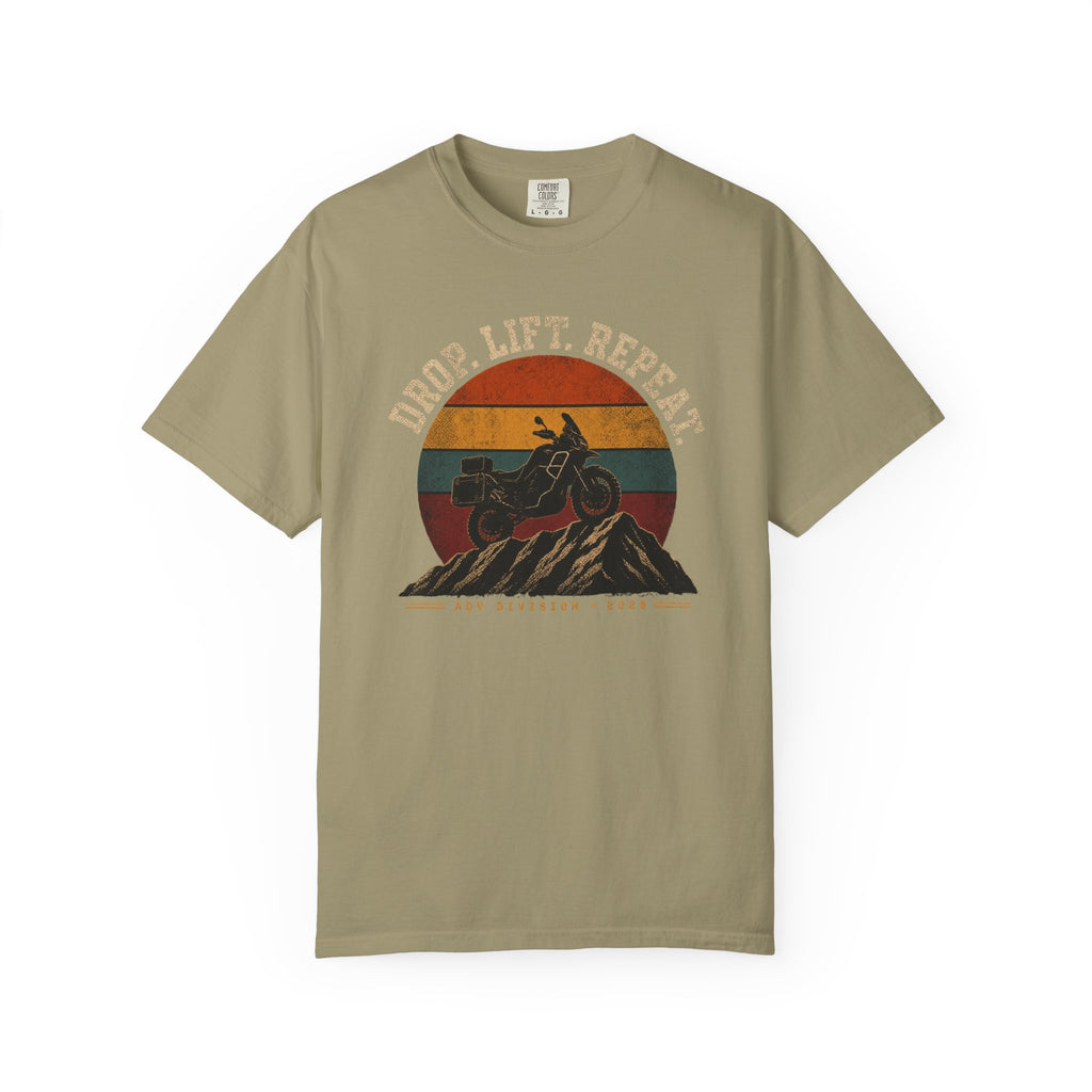 Drop. Lift. Repeat. Retro Sunset T-Shirt